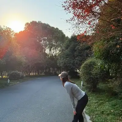 梁悦